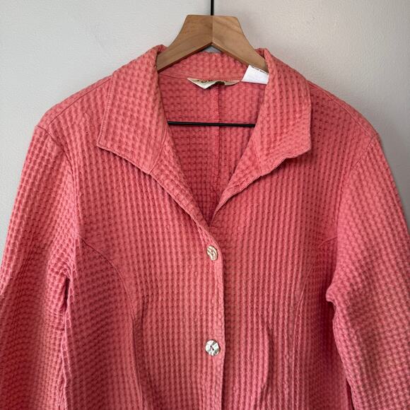 Orvis Women's Long Sleeve Button Waffle Weave Top Coral Pink Size Large - Picture 2 of 7